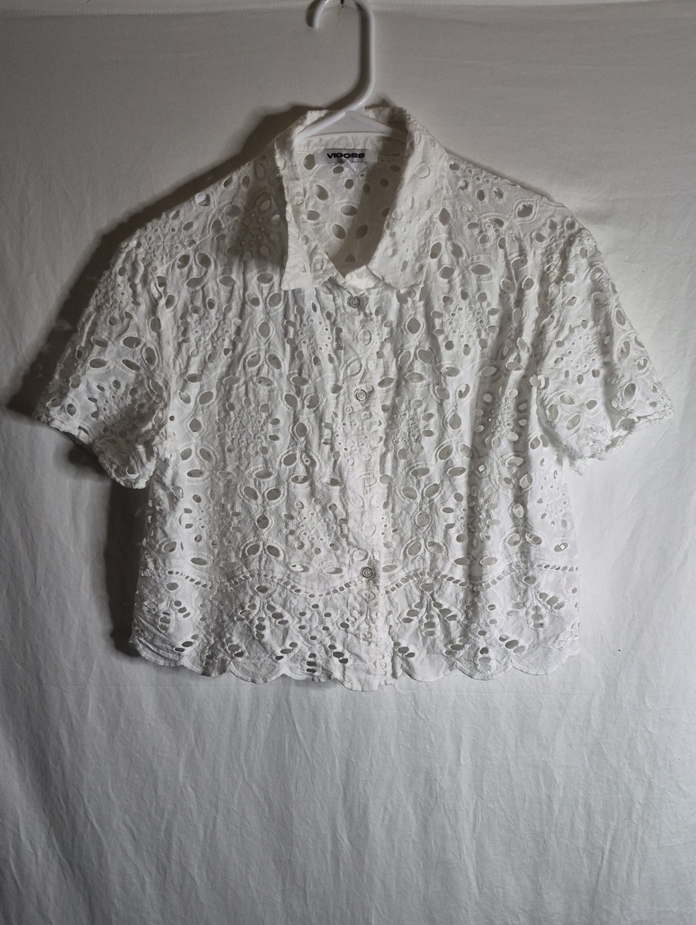 Vigoss White Eyelet Short Sleeve Button-Down Blouse